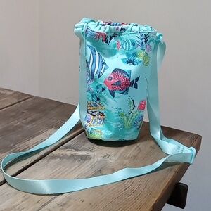 VERA BRADLEY OCEAN PRINT WATER BOTTLE CROSSBODY BAG